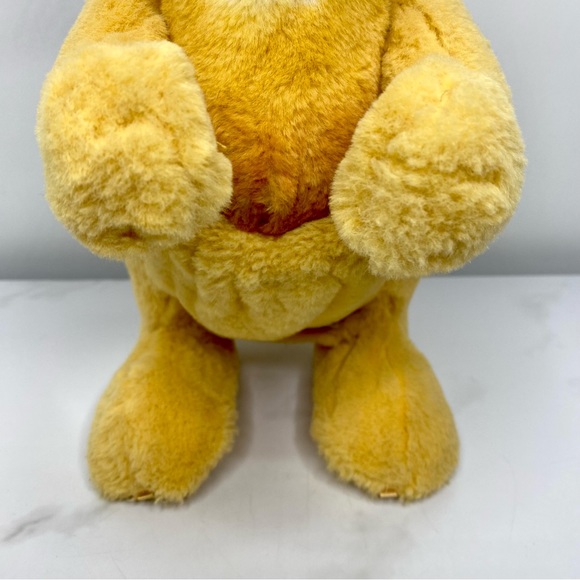 FurReal Friend Interactive Mama Josie the Kangaroo - Picture 16 of 17